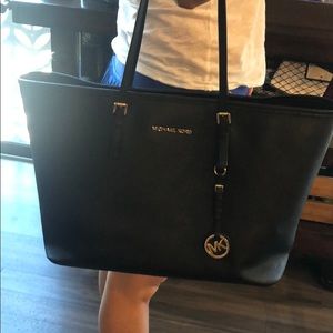 Michael Kors Large Jet Set Travel Tote